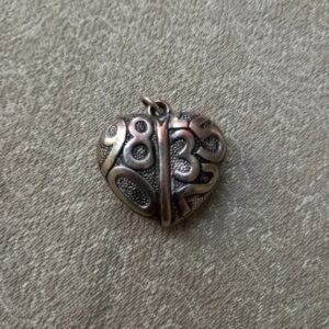 Pendentif coeur métal (TE-1374)