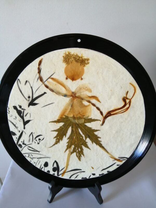 Disque décoré avec fleurs pressées (DE-1412)