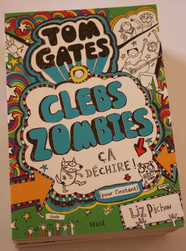 Livre Tom Gates "clebs zombies ça déchire" (FO-1526)