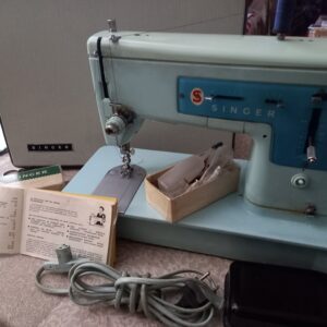 Machine à coudre vintage (EL-1658)